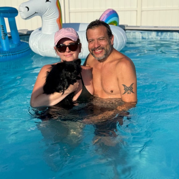 Hello, my names Amanda! Welcome 🤗 - Picture 2 of 4